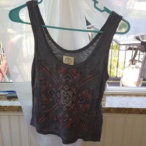 Cute trouble print American eagle crop top